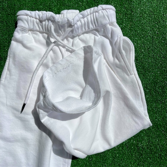 Girl Set of Two/ Shirt and Pants 4/5 years - Picture 5 of 5